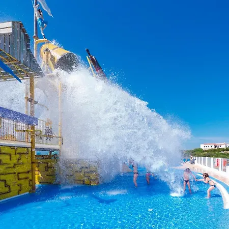 Fergus Club Carema Splash-3