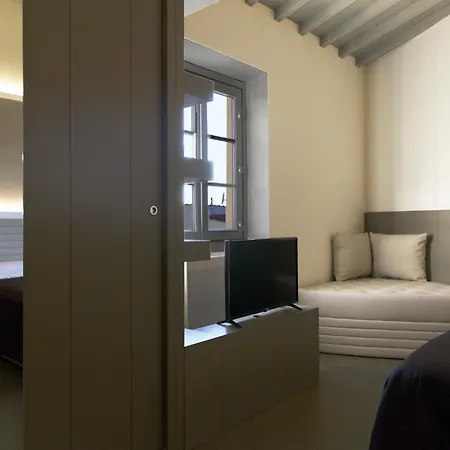 Palazzo Dei Ciompi Suites-2
