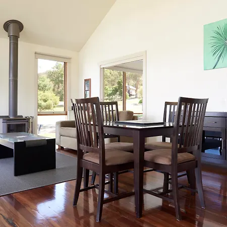 Yering Gorge Cottages-2