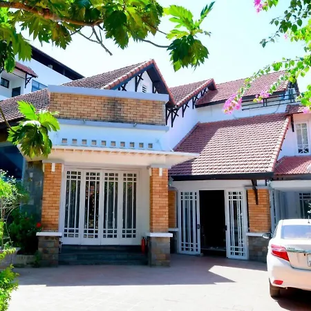 Golden Star Villa Hue-2