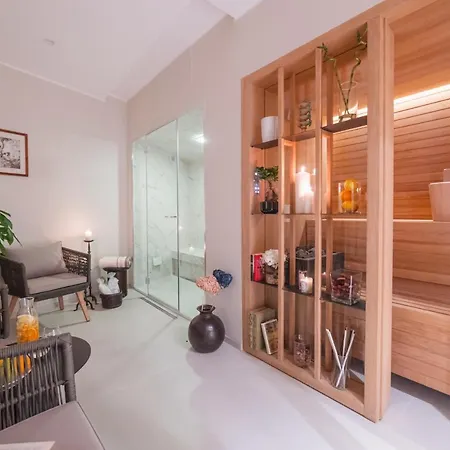 Naxi Suites-3