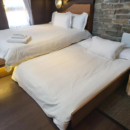 Trueman Court Luxury Serviced Apartments-2