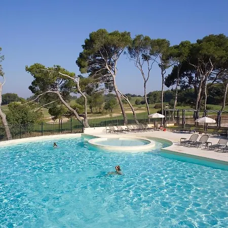 Madame Vacances Résidence Provence Country Club-3