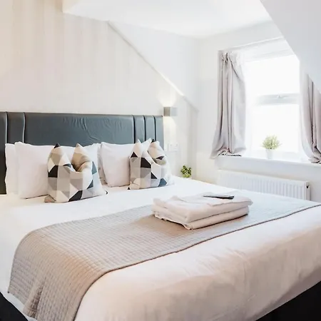 Prime Suites Lytham-2
