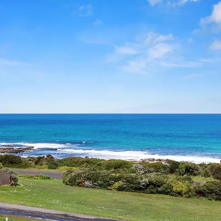 5 Whitecrest Great Ocean Road Resort - Ocean Views-3