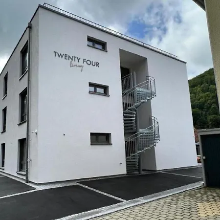 Hotel Twentyfour Living-3