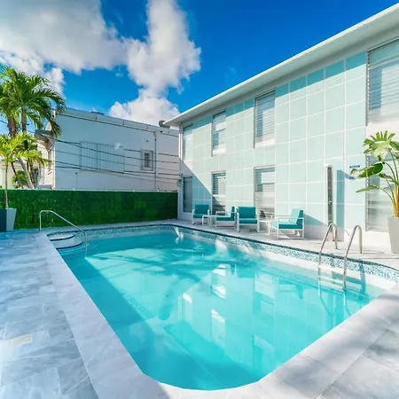 Praia Hotel Boutique & Apartments Miami Beach-2