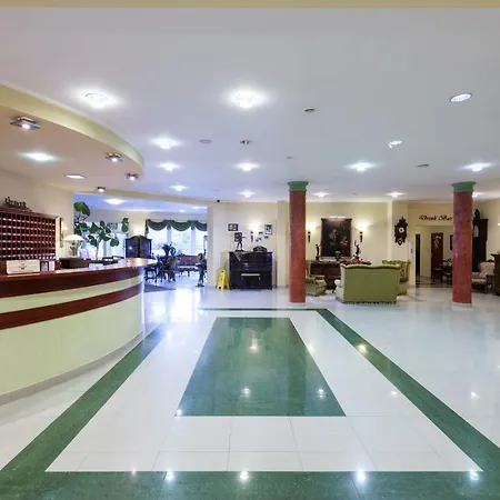 Bursztyn - Bernstein Apartments-2