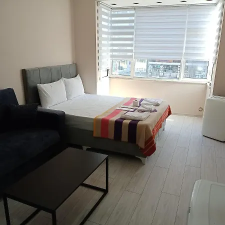 Ava Suite-3