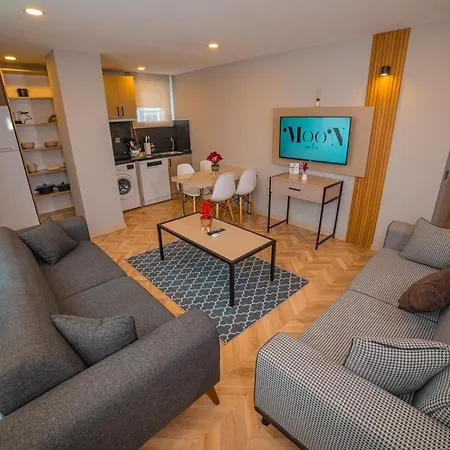 Moon Suites-3