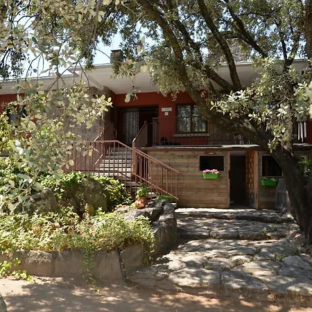 La Casa De Galapagar Alojamiento Siete Picos-2