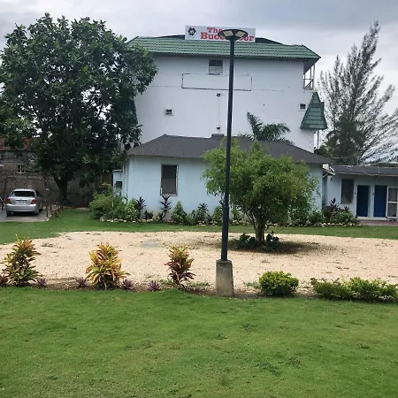 Airport Beach Hotel-2