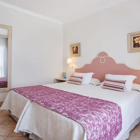 Grupotel Macarella Suites&Spa-2