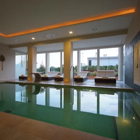 Grupotel Macarella Suites & Spa-3