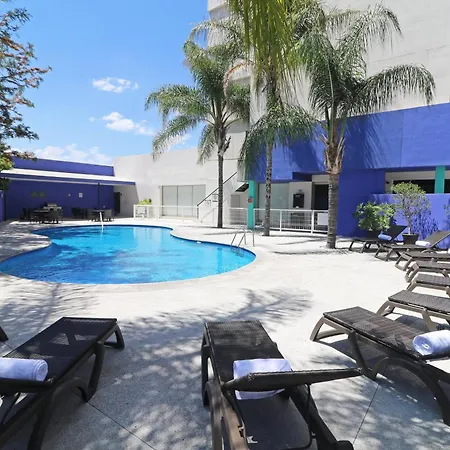 Staybridge Suites Guadalajara Expo, an IHG Hotel-3