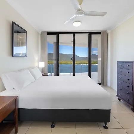 Piermonde Apartments Cairns-3