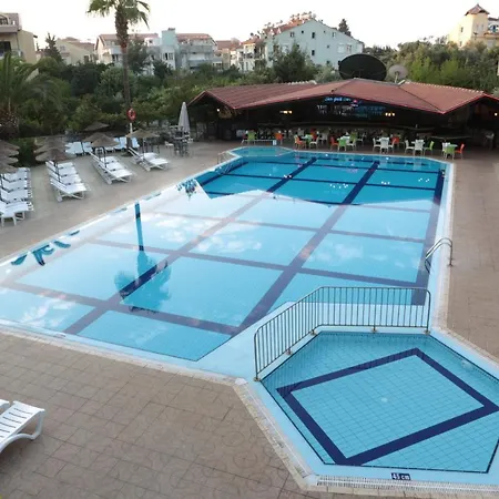club turquoise hotel-2