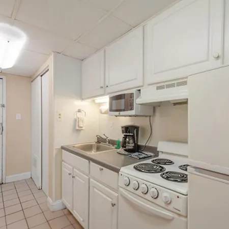 Studio W Balcony And Ocean View - Boardwalk One - 203-3