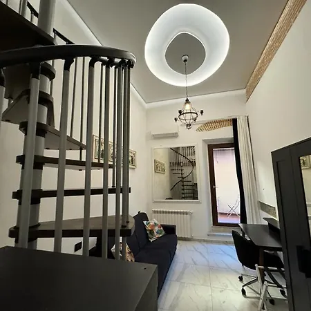 Venus Two-Floored Stylish Apartment In The City Center-2