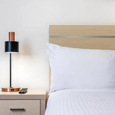 Oaks Sydney Castlereagh Suites-2