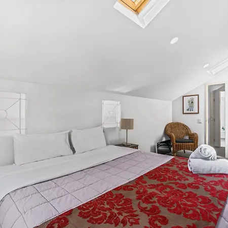 Queenstown Gateway Apartments-2