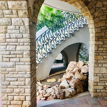 Villa GAUDÌ-2