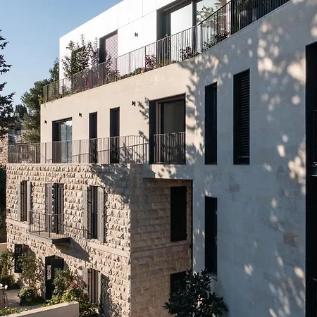 The Y House-3