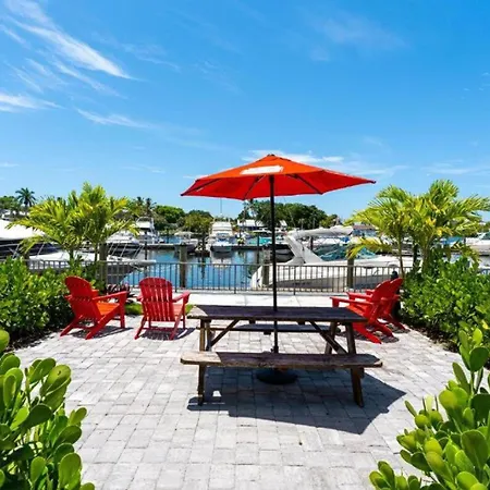 Getaway At The Marina-3