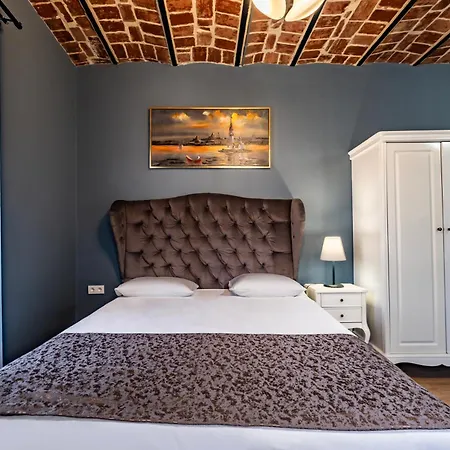 Selvese Suites, Serviced Living In Galata-3