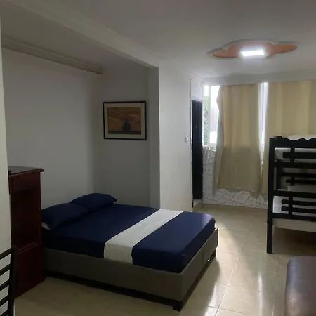 Apartamentos en Edificio Los Delfines-2