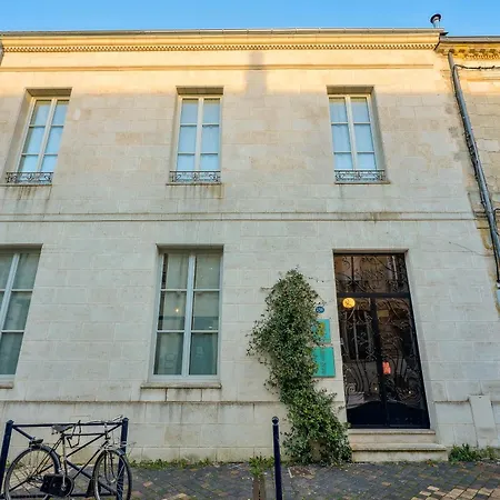 Villa Erizio Aparthotel - A Bucolic And Urban Break-3