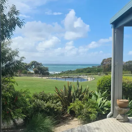 Bear Gully Coastal Cottages-3