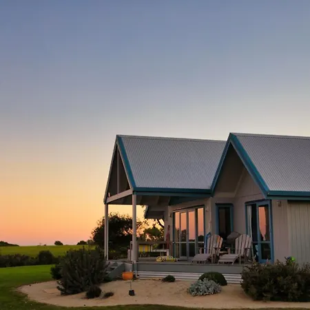 Bear Gully Coastal Cottages-2
