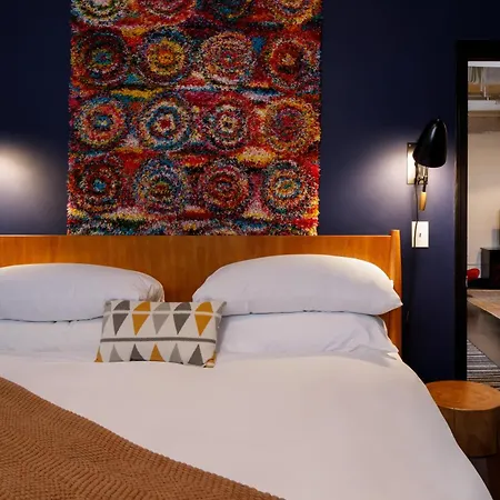 Hotel Clemons-2