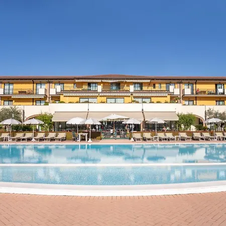Le Terrazze Sul Lago Hotel & Residence-3