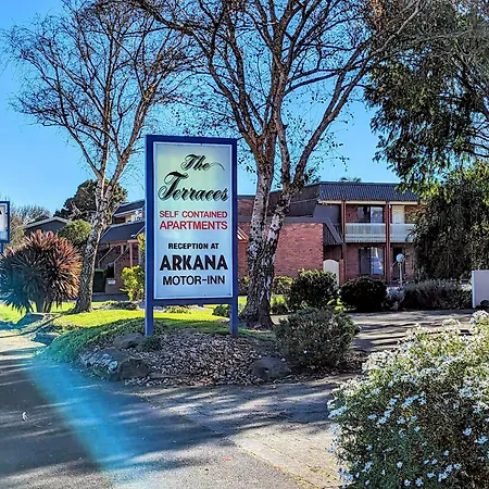 Arkana Motor Inn & Terrace Apartments-3