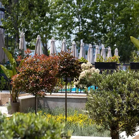 Emilia Romana Park-3