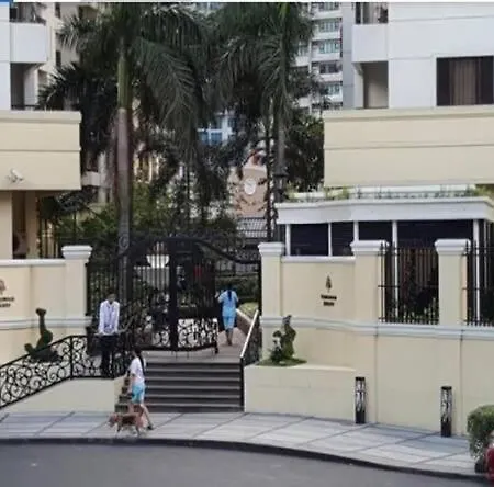 Spacious 1 Bedroom Unit Forbeswood Heights-2
