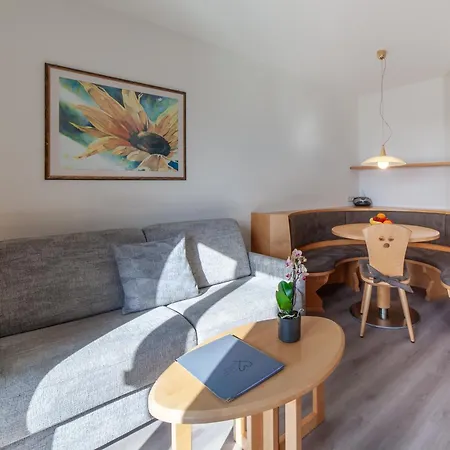 Apartments Lichtenberg-3