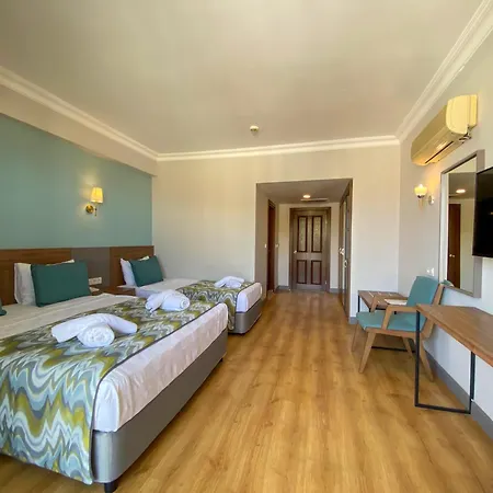 Side Village Family Suite-3
