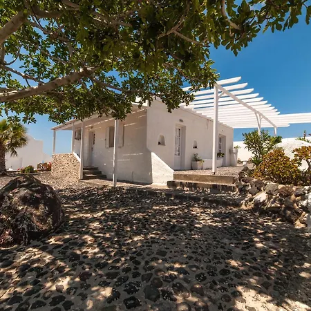 Artemis Suites-2