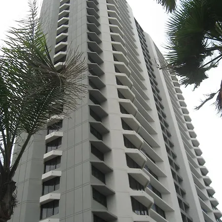 Surfers Century Oceanside Apartments-3
