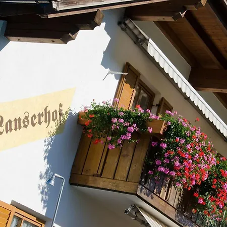 Ferienwohnungen Lanserhof-2