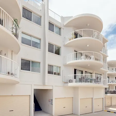Bayview Harbourview Apartments-2