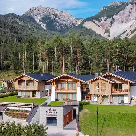 Les Ciases Chalets Dolomites-3