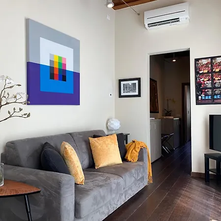 Florence Art Apartments-3