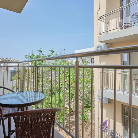 Acropolis Apartments-3