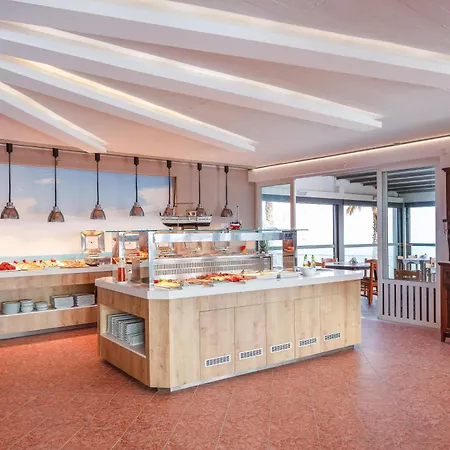 Golden Bay Boutique Hotel & Bungalows-2