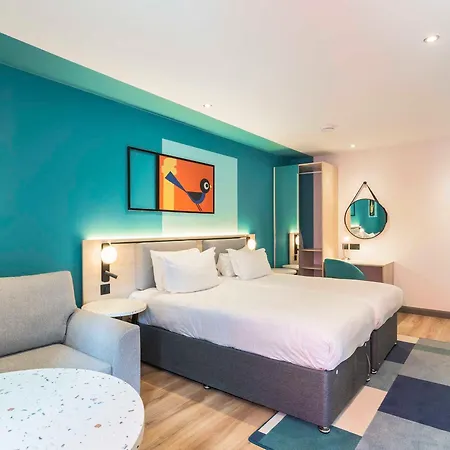 Holyrood Aparthotel-3