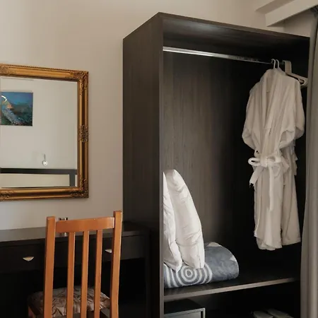Zeus Throne Suites-3